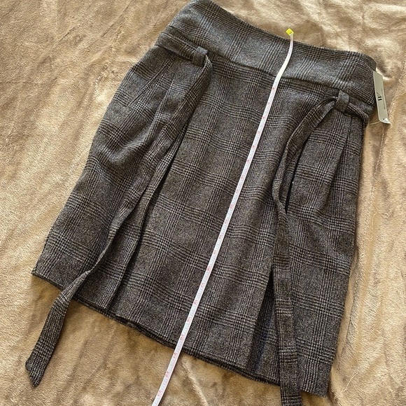 Winter Plaid Skirt - Picture 4 of 5